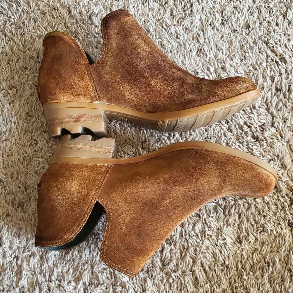 Sorel booties